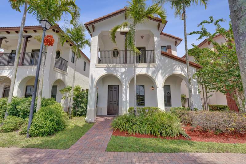 4 bedroom Single Family Residence at 3760 NW 84th Way, Monterra Plat, Cooper City — photo 3