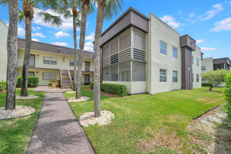 2 bedroom Condominium at 742 Normandy P, Kings Point Normandy Condos, Delray Beach — photo 1