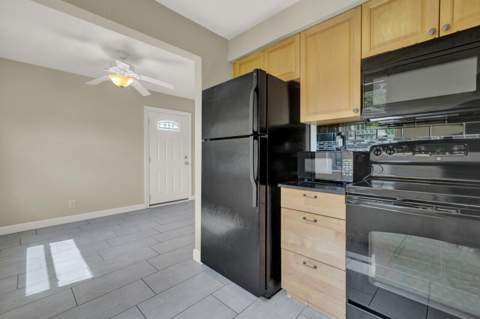 742 Normandy P, Delray Beach FL - photo 10 of 21