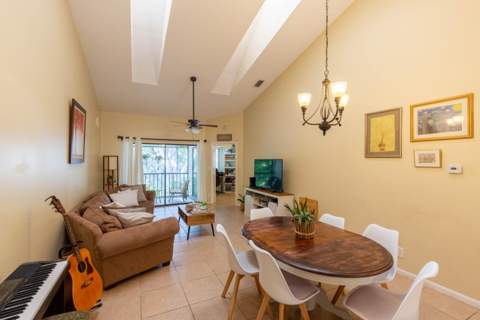 508 Harbour Pointe Way, Greenacres FL - photo 7 of 22