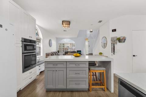 527 NW 87th Lane, Coral Springs FL - photo 7 of 49