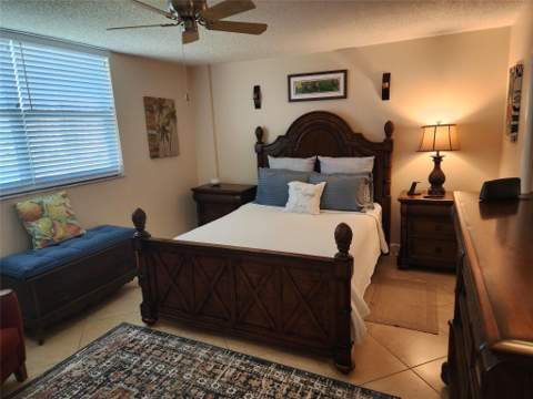 321 SE 3rd Street #302, Dania Beach FL - photo 7 of 23