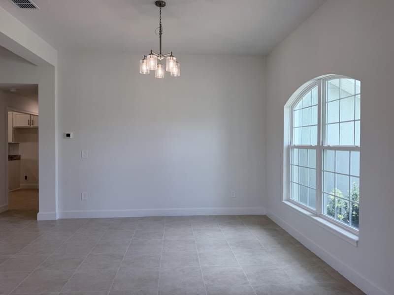 4 bedroom Single Family Residence at 5801 NW Dana Circle, Port St Lucie Section 33, Port St. Lucie — photo 5