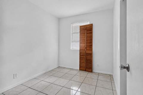 189 Morgans Way, Palm Springs FL - photo 17 of 20