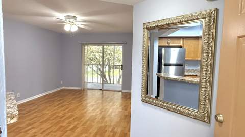1532 SE Royal Green Cir O-201, Port St. Lucie FL - photo 6 of 55