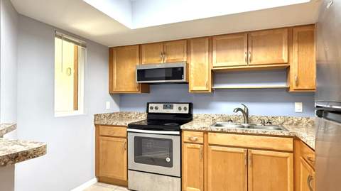 1532 SE Royal Green Cir O-201, Port St. Lucie FL - photo 14 of 55