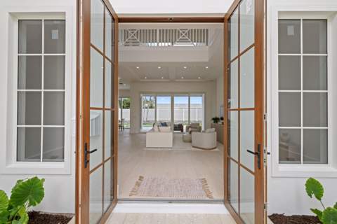 533 Driftwood Road, North Palm Beach FL - photo 6 of 64