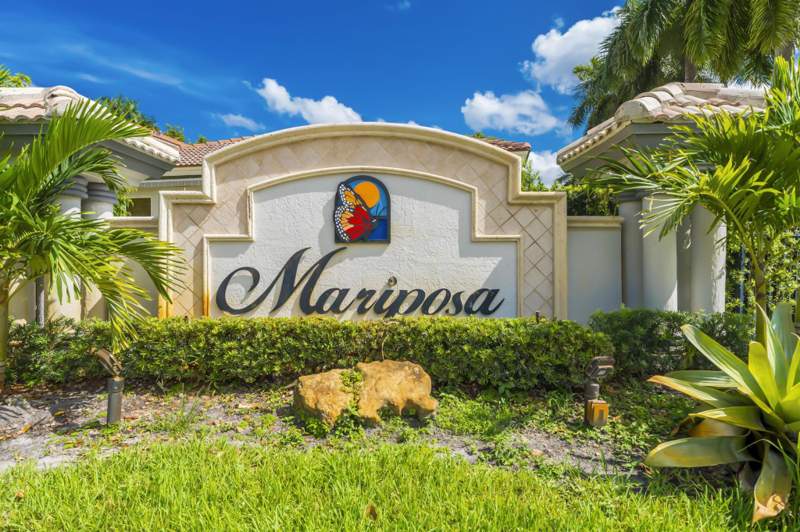 4 bedroom Single Family Residence at 2772 SW 135th Avenue, Pod 8 At Monarch Lakes, Miramar — photo 2