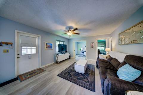 118 Lake Pine Circle #A-2, Greenacres FL - photo 11 of 24