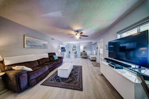 118 Lake Pine Circle #A-2, Greenacres FL - photo 10 of 24