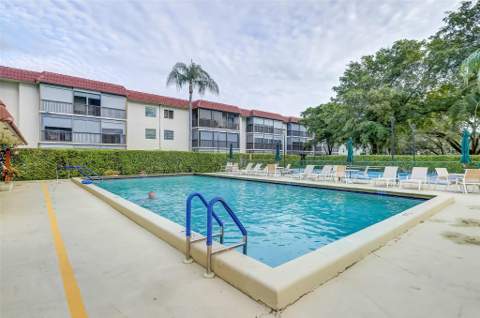 700 S Hollybrook Drive #104, Pembroke Pines FL - photo 12 of 19