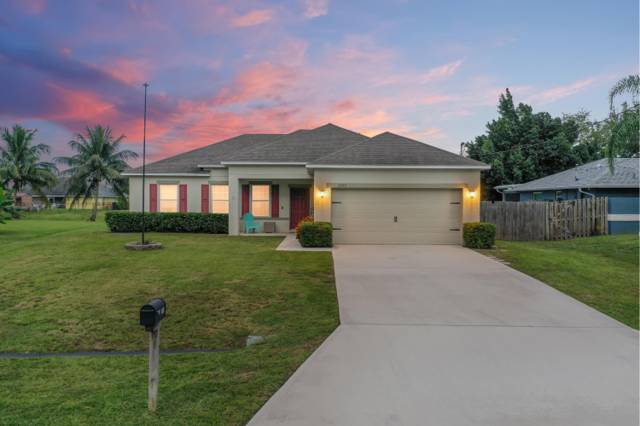 2109 SW CHESTNUT Lane