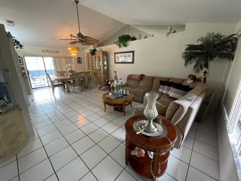 6409 NW Friendly Circle, Port St. Lucie FL - photo 12 of 37