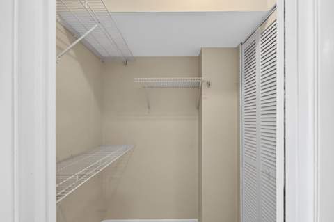 231 E Lantana Road #204, Lantana FL - photo 17 of 32