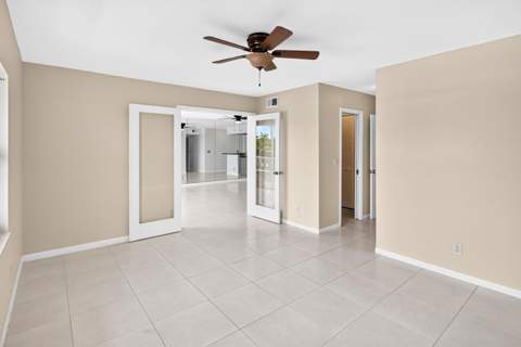 231 E Lantana Road #204, Lantana FL - photo 22 of 32