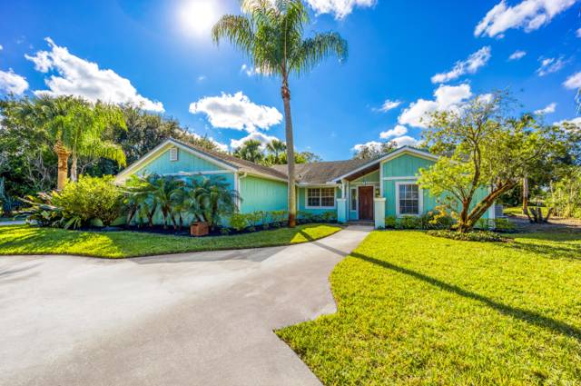 2232 SW RACQUET CLUB Drive