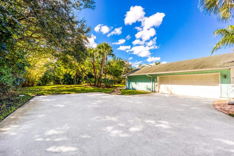 3 bedroom Single Family Residence at 2232 SW Racquet Club Drive, Crane Creek Racquet Club, Palm City — photo 5