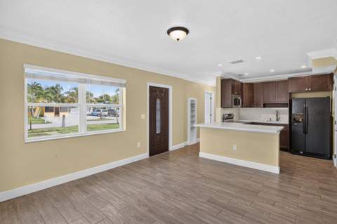 2681 NW 2nd Street, Boynton Beach FL - photo 9 of 31