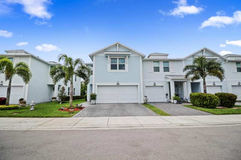 3 bedroom Townhouse at 384 SE Sea Hunt Way, Seaside, Stuart — photo 1