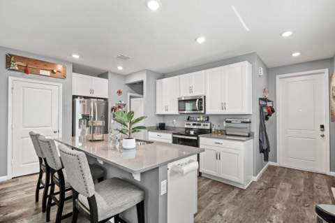384 SE Sea Hunt Way, Stuart FL - photo 8 of 41