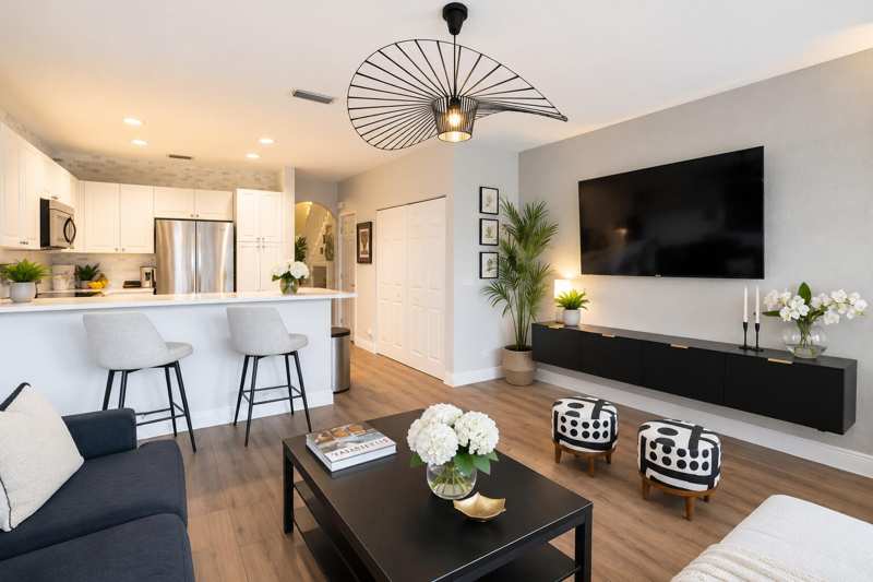 2 bedroom Townhouse at 3317 NW 29th Court, Carriage Homes At Bentley Park, Lauderdale Lakes — photo 1