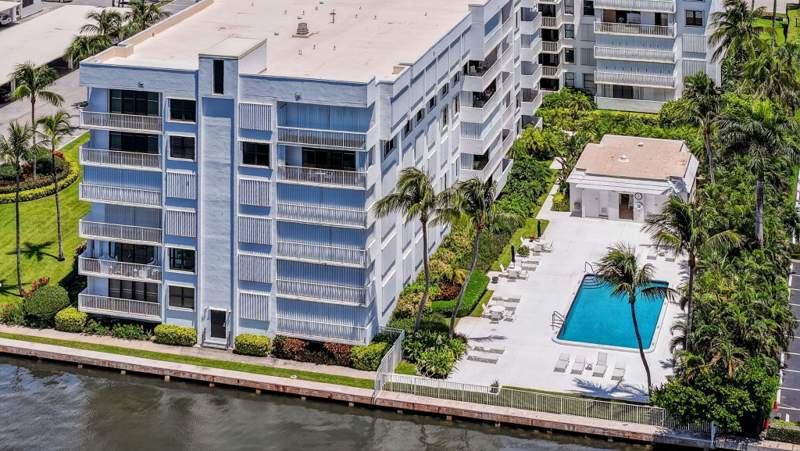 1 bedroom Condominium at 2860 S Ocean Boulevard #604, La Palma Condo, Palm Beach — photo 4