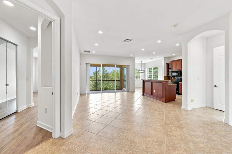 3 bedroom Condominium at 8288 NW 128th Lane #38-F, Cypress Pointe III At Heron Bay, Parkland — photo 4