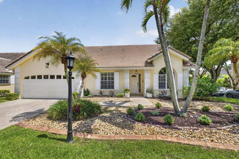 3 bedroom Single Family Residence at 12702 NW 20th Court, Georgetown At Eagle Trace, Coral Springs — photo 1