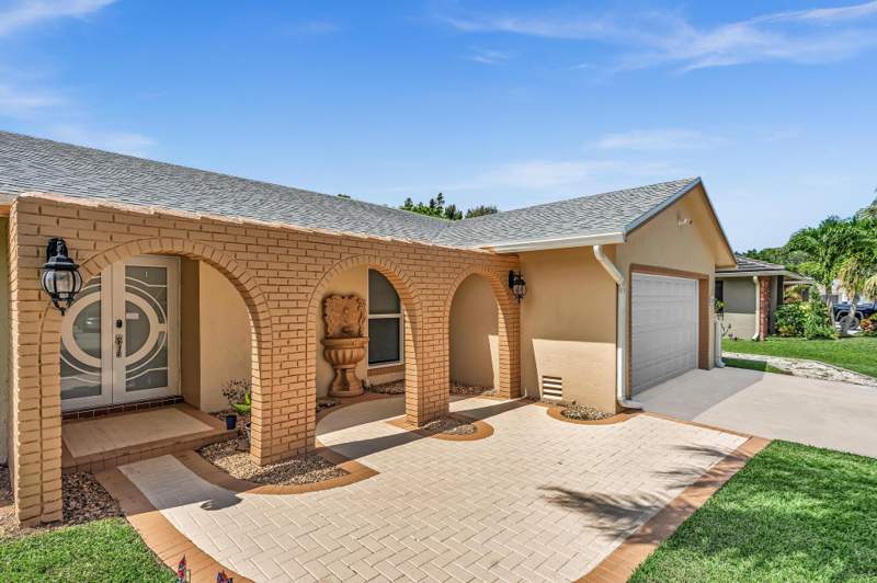 3 bedroom Single Family Residence at 3947 NW 22nd Street, Tartan Coconut Creek Phase I, Coconut Creek — photo 2