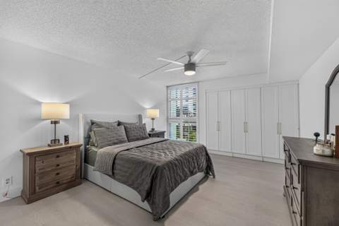 1370 S Ocean Boulevard #405, Pompano Beach FL - photo 12 of 40