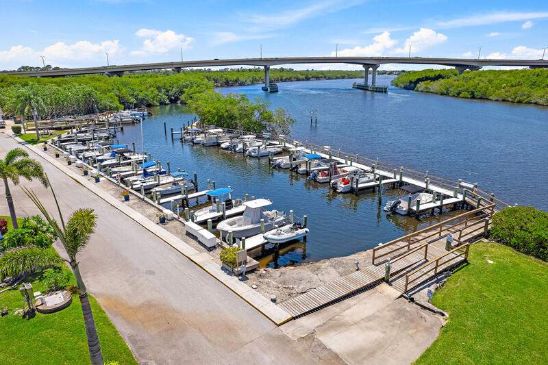 2 bedroom Mobile Home at 3500 S Kanner Highway #119, Riverland, Stuart — photo 5