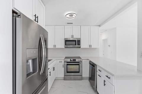 1410 NW 1st Court, Boynton Beach FL - photo 9 of 25