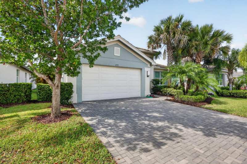 3 bedroom Single Family Residence at 11553 SW Half Moon Lake Lane, Riverland Parcel A - Plat Nine, Port St. Lucie — photo 1