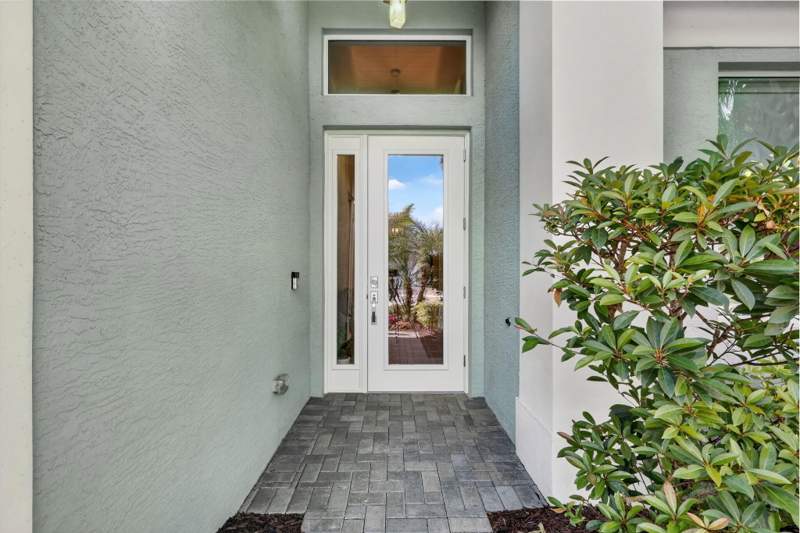 3 bedroom Single Family Residence at 11553 SW Half Moon Lake Lane, Riverland Parcel A - Plat Nine, Port St. Lucie — photo 4