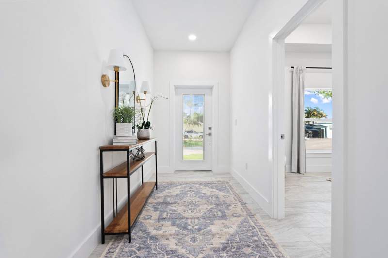 4 bedroom Single Family Residence at 1024 SW 35th Street, Palm City Amended, Palm City — photo 3