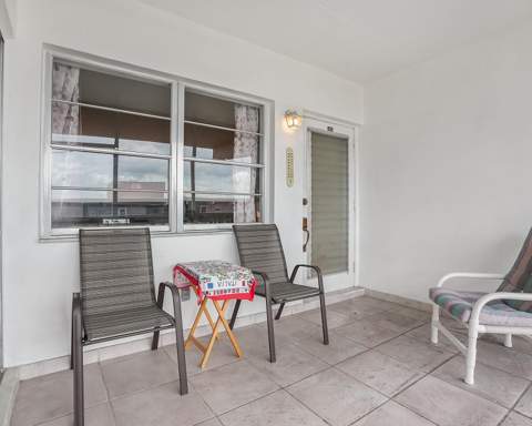 180 NE 12th Avenue #15E, Hallandale Beach FL - photo 17 of 28