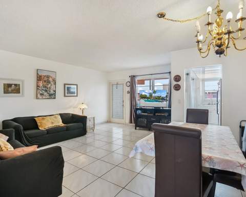180 NE 12th Avenue #15E, Hallandale Beach FL - photo 13 of 28