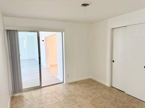 617 SE 8th Avenue, Deerfield Beach FL - photo 23 of 35