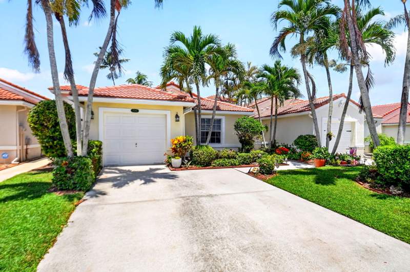 2 bedroom Villa at 7285 Burgess Drive, Lake Charleston Tr G 1, Lake Worth — photo 3