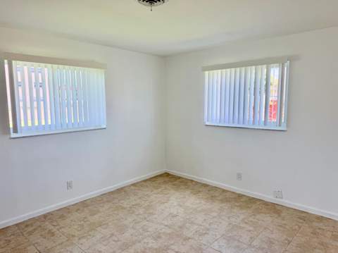 617 SE 8th Avenue, Deerfield Beach FL - photo 22 of 35