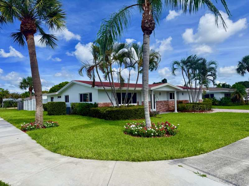 4 bedroom Single Family Residence at 617 SE 8th Avenue, Deerfield Beach Gardens, Deerfield Beach — photo 1