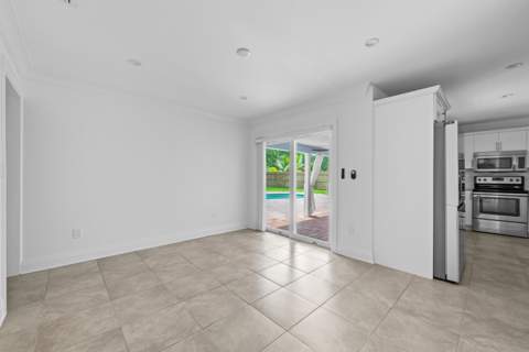 3244 NW 25th Way, Boca Raton FL - photo 8 of 31