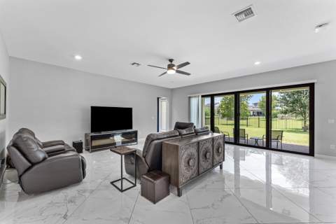 1063 Ember Ridge Run, Loxahatchee FL - photo 17 of 81