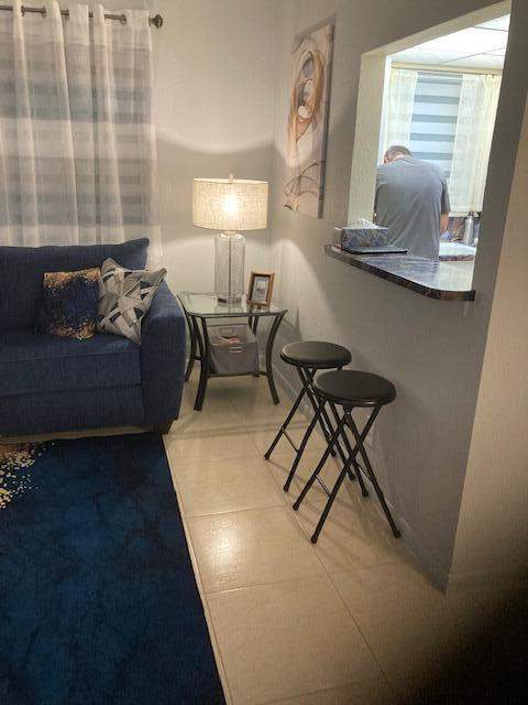 1 bedroom Condominium at 417 Windsor R, Windsor Condos, West Palm Beach — photo 3