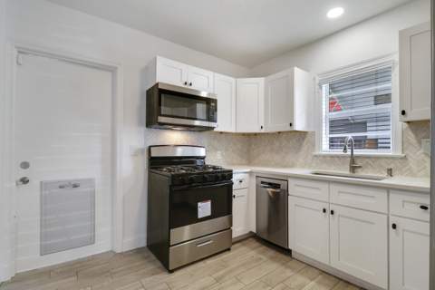 917 N Ocean Breeze, Lake Worth Beach FL - photo 6 of 19