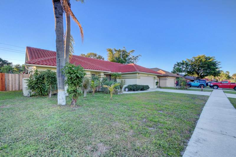 4 bedroom Single Family Residence at 9697 Majestic Way, Sun Valley Pud 1, Boynton Beach — photo 4
