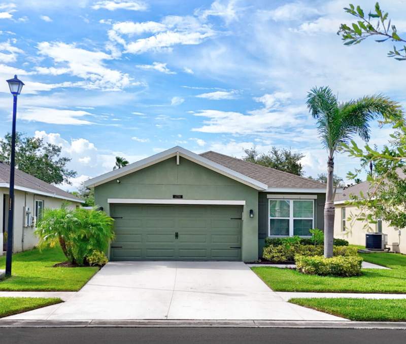3 bedroom Single Family Residence at 11200 SW Hadley Street, Tradition Plat No 29, Port St. Lucie — photo 3