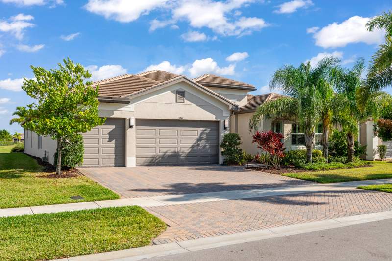 3 bedroom Single Family Residence at 11965 SW Sandy Bay Circle, Riverland Parcel C - Plat Six, Port St. Lucie — photo 2