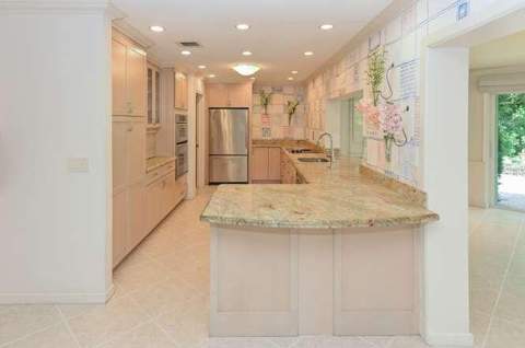437 French Royale Circle, Atlantis FL - photo 24 of 40