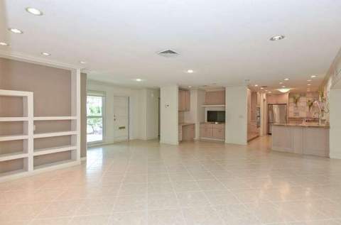 437 French Royale Circle, Atlantis FL - photo 15 of 40